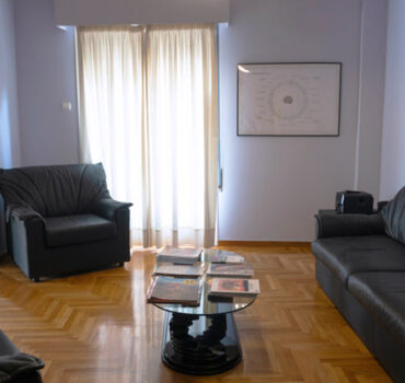 Αλέξανδρος Πτίνης - Εικόνα του Γραφείου 1/6